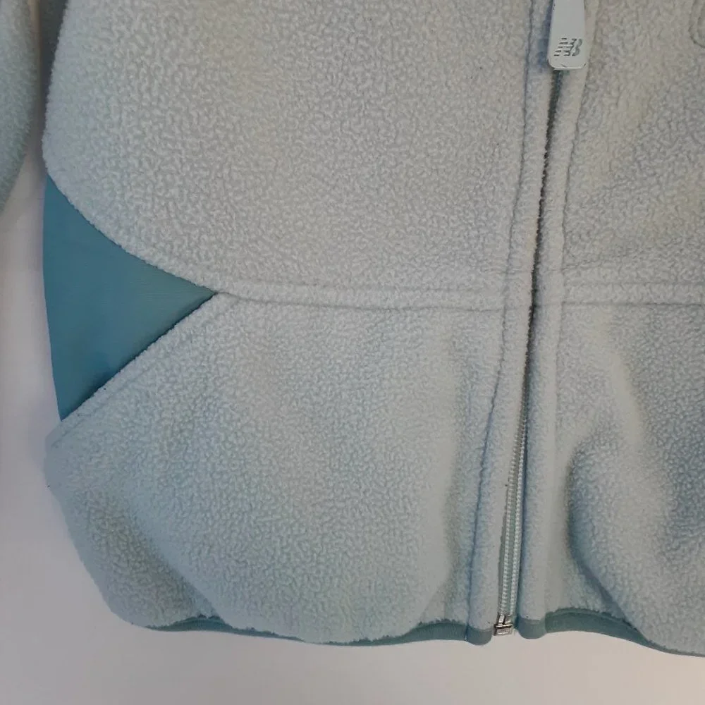 New Balance Girl's Size 6 Blue Floral Full Zip‎ Fleece Jacket